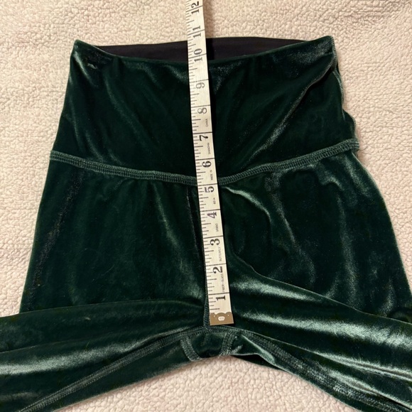 Beyond Yoga Velvet Motion High Waisted Midi Legging Green - Picture 8 of 11